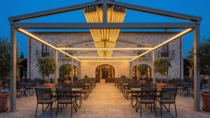 Kommersiya obyektləri üçün motorlu pergola sistemləri